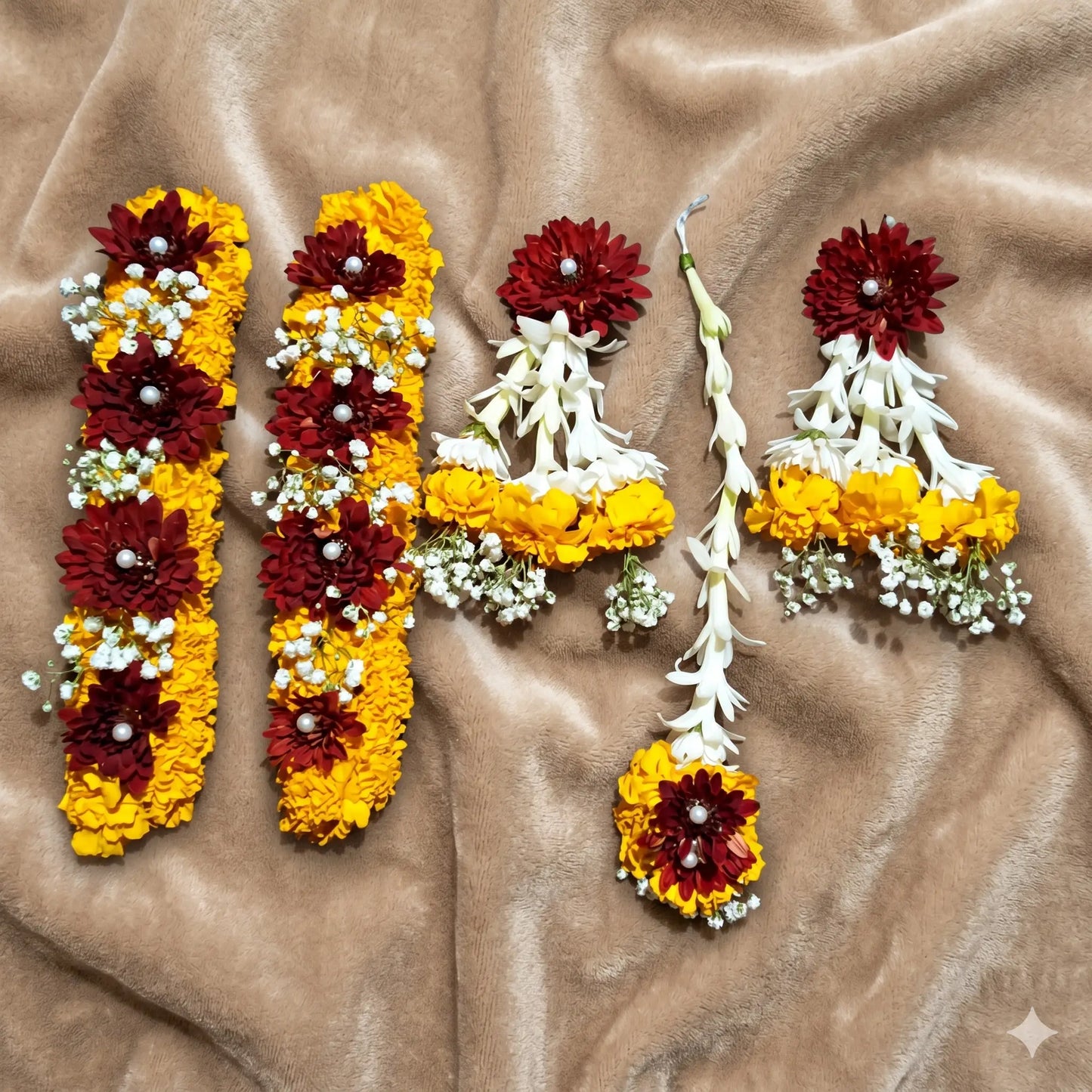 Traditional Mayo & Mehndi Fresh Bridal Jewelry Ensemble