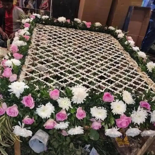 Woven Mogra Jaali Phoolon ki Chadar with Pink Rose & White Mum Border