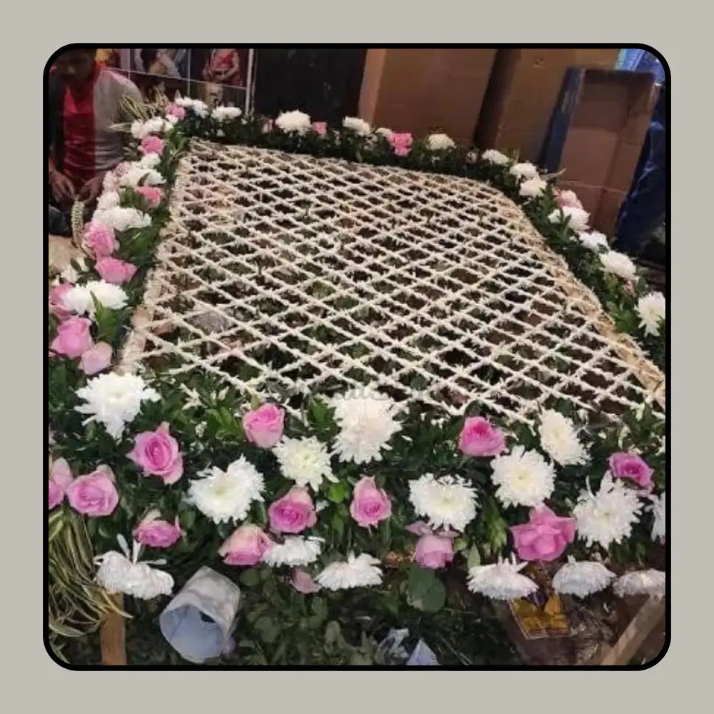 Woven Mogra Jaali Phoolon ki Chadar with Pink Rose & White Mum Border